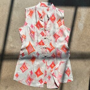 Vintage 60s/70s Printed Side Slit Sleeveless Blouse